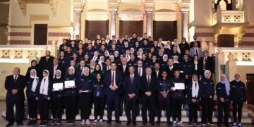 وزير الاتصالات يشهد تخريج طلاب مدارس WE للتكنولوجيا التطبيقية من منحة سامسونج لبرامج الترميز 2 - جريدة المساء وزير الاتصالات يشهد تخريج طلاب مدارس WE للتكنولوجيا التطبيقية من منحة سامسونج لبرامج الترميز 1 - جريدة المساء