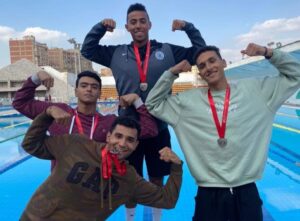 منتخب جامعة القناة يفوز بفضية التتابع لزعانف بطولة "الشهيد الرفاعى" للسباحة 21 - جريدة المساء