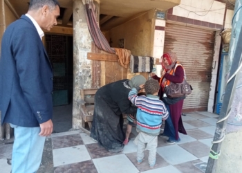 بعد نشر فيديو يحمل العديد من المغالطات والإساءة للحكومة .. محافظ أسوان يحيل واقعة ظهور سيدة متسولة تدعى عدم وجود عائل لها للنيابة العامة 33 - جريدة المساء