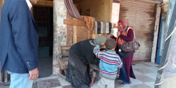 بعد نشر فيديو يحمل العديد من المغالطات والإساءة للحكومة .. محافظ أسوان يحيل واقعة ظهور سيدة متسولة تدعى عدم وجود عائل لها للنيابة العامة 1 - جريدة المساء