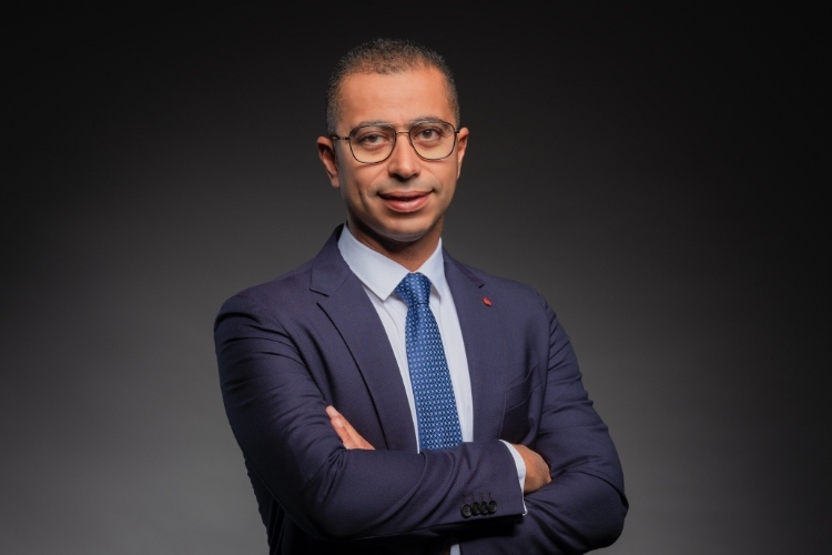 فودافون مصر  : قرار  بيع اسهم المصرية للاتصالات فى فودافون ليس من شأننا  . . ٥ مليار استثمارتنا العام الجديد . 19 - جريدة المساء
