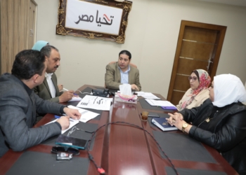 بلال نائب محافظ  بني سويف يناقش خطة تفعيل محور"التدريب من أجل التوظيف " بالقرى 33 - جريدة المساء