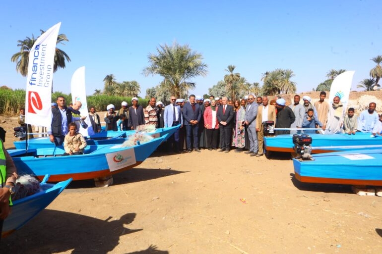 التحالف الوطني للعمل الأهلي التنموي يختتم 2022 بتدشين قطار الخير لصعيد مصر 18 - جريدة المساء تسليم مراكب الصيد