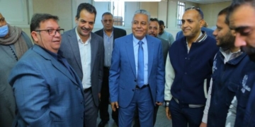 صناع الخير ضمن حملة ستر وعافية بقنا