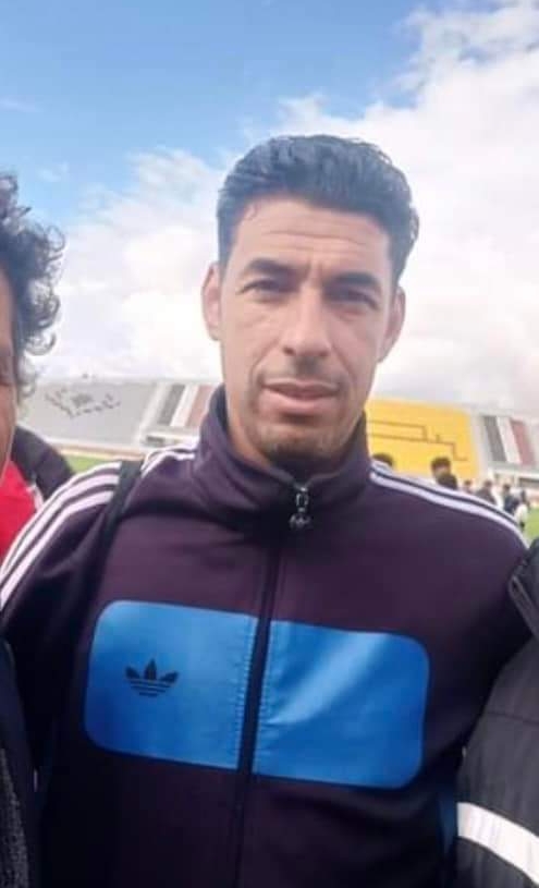 توفي لاعب مطروح اثناء اللعب فالغي الحكم المبارة 19 - جريدة المساء