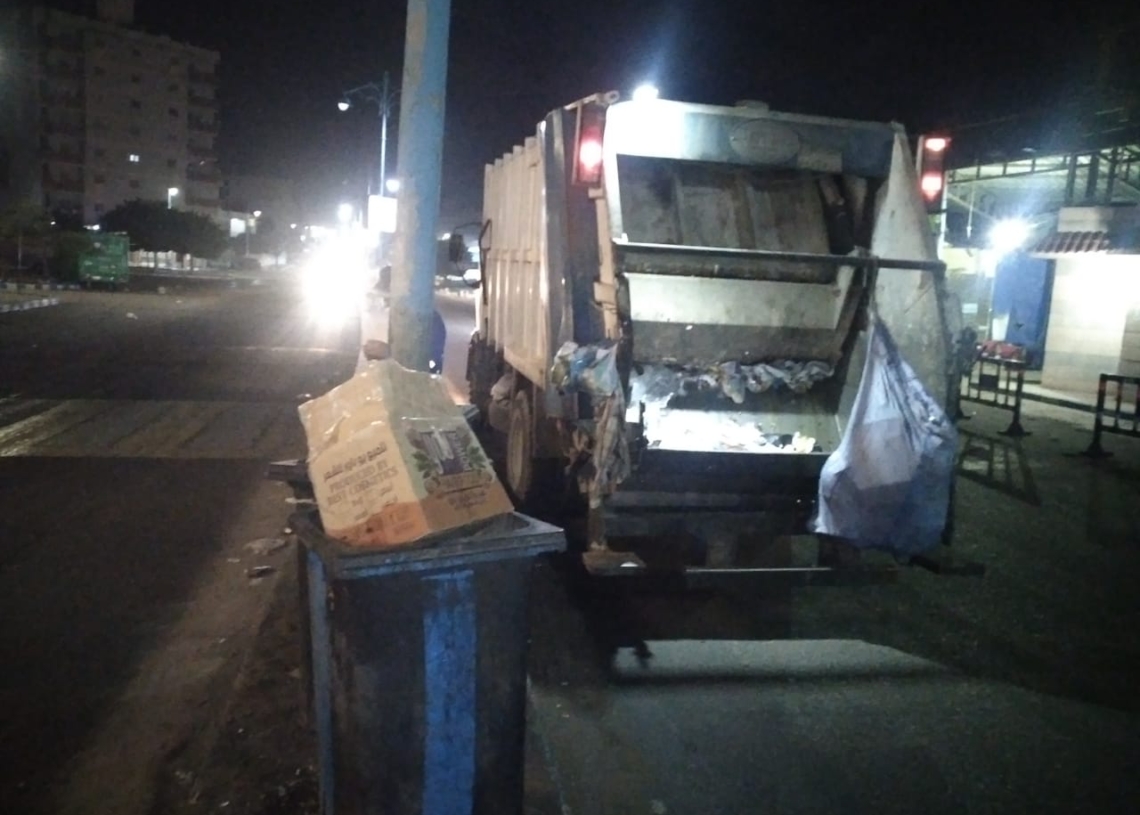 نقل ورفع ٢٥ الف طن قمامة من الاحياء وتشجير الجزيرة الوسطى بمرسي مطروح 19 - جريدة المساء