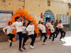 فقرات فنية وهدايا للأطفال في احتفال عيد الطفولة بقنا 130 - جريدة المساء