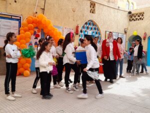 فقرات فنية وهدايا للأطفال في احتفال عيد الطفولة بقنا 46 - جريدة المساء