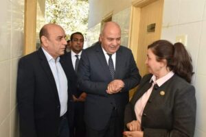 قافلة جامعة عين شمس تقدم خدماتها العلاجية لـ ١٨٩٤ مواطنًا بقري "حياة كريمة" بقنا 18 - جريدة المساء قافلة جامعة عين شمس تقدم خدماتها العلاجية لـ ١٨٩٤ مواطنًا بقري "حياة كريمة" بقنا 17 - جريدة المساء