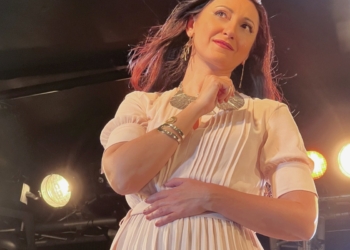 أميرة سليم تحتفل بعيد الميلاد بطرح كليب "مروت آك"  21 - جريدة المساء