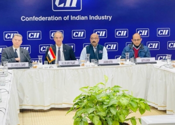 "طلعت" يدعو الشركات الهندية للاستثمار فى قطاع الاتصالات وتكنولوجيا المعلومات المصرى 27 - جريدة المساء