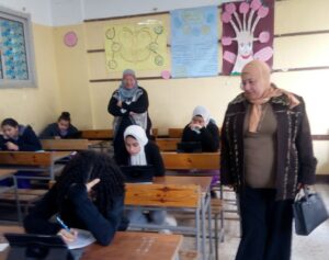 وكيل تعليم القاهرة تتابع امتحانات الصف الأول الثانوي بالمعصرة 23 - جريدة المساء