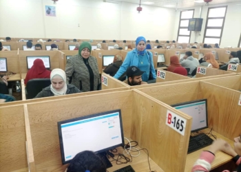 استمرار اختبارات منتصف العام الدراسي لكلية التمريض بجامعة المنيا بمركز الاختبارات الإلكترونية بالجامعة 17 - جريدة المساء