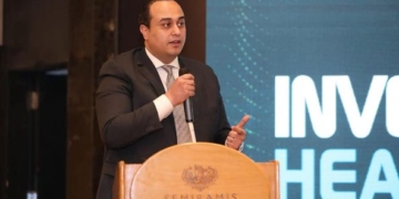 رئيس هيئة الرعاية الصحية: الاستثمار في الرعاية الصحية استثمار استراتيجي يعزز الاقتصادات والإنتاجية بشكل حيوي .. ويؤكد: القطاع الصحي يتميز بتنوع استثماراته وأهمها تكنولوجيا الرعاية الصحية 2 - جريدة المساء رئيس هيئة الرعاية الصحية: الاستثمار في الرعاية الصحية استثمار استراتيجي يعزز الاقتصادات والإنتاجية بشكل حيوي .. ويؤكد: القطاع الصحي يتميز بتنوع استثماراته وأهمها تكنولوجيا الرعاية الصحية 1 - جريدة المساء