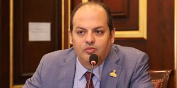 "الشعب الجمهوري" ينظم قافلة طبية للكشف عن أورام الثدي وأمراض العيون بنقادة .. السبت 1 - جريدة المساء