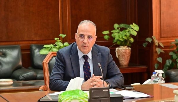 منظومة متكاملة لتلقى الشكاوى وحسمها بوزارة الموارد المائية والرى 19 - جريدة المساء