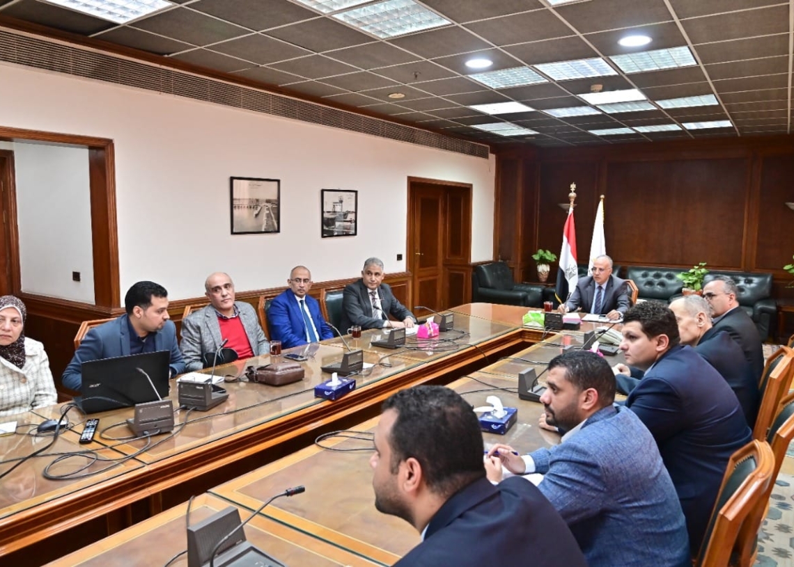 وزير الموارد المائية والري يتابع موقف مشروعات الصرف المغطى وإجراءات تطوير برامج الأبحاث وتصميم شبكات الصرف المغطى بهيئة الصرف 19 - جريدة المساء وزير الموارد المائية والري يتابع موقف مشروعات الصرف المغطى وإجراءات تطوير برامج الأبحاث وتصميم شبكات الصرف المغطى بهيئة الصرف 18 - جريدة المساء