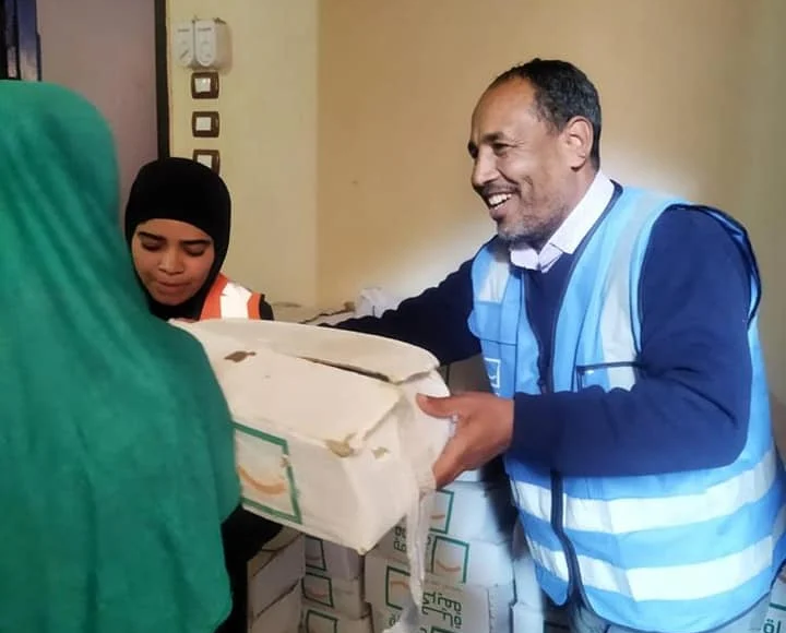"حياة كريمة": توزيع 44 ألف كرتونة مساعدات غذائية على المستحقين من أهالى سوهاج 17 - جريدة المساء مؤسسة حياة كريمة توزع المساعدات