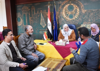 محافظ أسوان يكلف نائبته لبحث شكاوى ومطالب 35 مواطن ومواطنة لتلبيتها وإيجاد الحلول المناسبة لها وفقاً للقانون وللإمكانيات المتاحة 17 - جريدة المساء