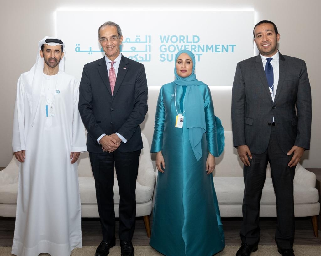 وزير الاتصالات يبحث مع وزيرة الدولة للتطوير الحكومي والمستقبل الإماراتية زيادة سبل التعاون في التحول الرقمي 18 - جريدة المساء