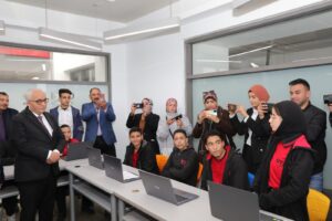 خلال جولة بمدينة العاشر من رمضان حجازى:الاهتمام بتطوير منظومة التعليم الفني وفقًا لمعايير الجودة العالمية 69 - جريدة المساء