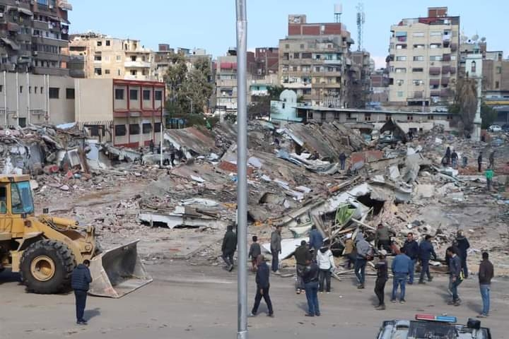 إزالة سوق البالة القديم بمنطقة القنال الداخلي استعدادا لتطوير المنطقة بشكل حضاري 19 - جريدة المساء