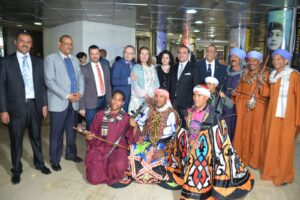 رئيس جامعة الأقصر يشهد افتتاح معرض "بطلات من التشيك ومصر" 27 - جريدة المساء