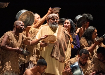 " زغنبوت" تحصد جوائز أيام الشارقة المسرحية 21 - جريدة المساء