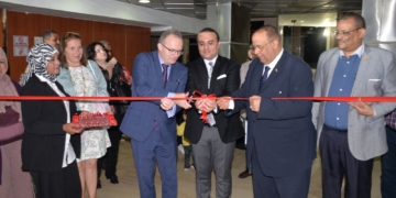 رئيس جامعة الأقصر يشهد افتتاح معرض "بطلات من التشيك ومصر" 1 - جريدة المساء