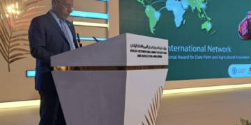 بدء اجتماعات الشبكة الدولية لـ"درة التمور" في أبو ظبى بمشاركة 20 خبيرا دوليا يمثلون 15 دولة 2 - جريدة المساء بدء اجتماعات الشبكة الدولية لـ"درة التمور" في أبو ظبى بمشاركة 20 خبيرا دوليا يمثلون 15 دولة 1 - جريدة المساء