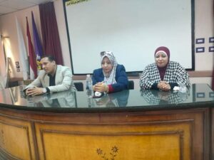 ندوة بقنا تناقش مستقبل مشاركة المحاميات في صناعة القرار 19 - جريدة المساء