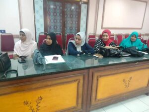 ندوة بقنا تناقش مستقبل مشاركة المحاميات في صناعة القرار 31 - جريدة المساء