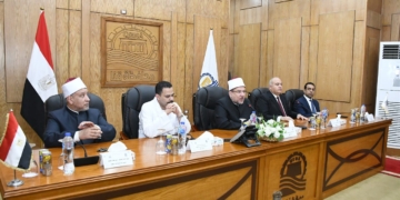 وزير الأوقاف يعقد اجتماعا موسعا مع قيادات الدعوة بقنا 2 - جريدة المساء وزير الأوقاف يعقد اجتماعا موسعا مع قيادات الدعوة بقنا 1 - جريدة المساء