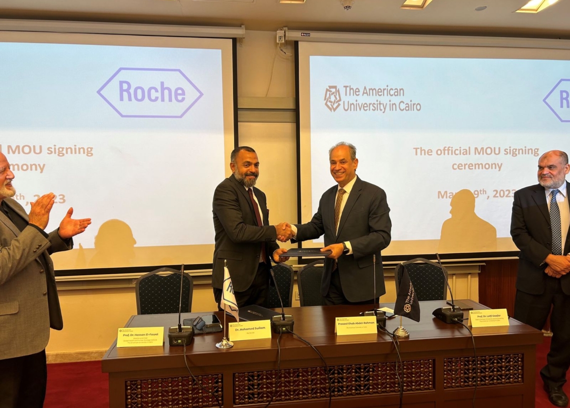 روش توقع مذكرة تفاهم مع الجامعة الأمريكية بالقاهرة للمساهمة في تطوير قطاع الرعاية الصحية في مصر 18 - جريدة المساء