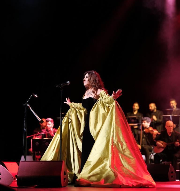 تألق نجوى كرم بأوبرا دبي.. والاعلان عن موعد ألبومها الجديد 19 - جريدة المساء