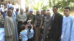 تكريم شيخ معهد كوم بلال الابتدائي الأزهري بقنا 38 - جريدة المساء