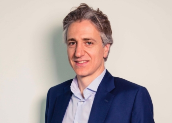 وفقاً لدراسة حديثة نشرتها "كورسيرا" طلاب مصر يرون أن الحصول على شهادات احترافية يساعدهم في التوظيف بعد التخرج. 21 - جريدة المساء