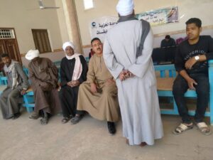 "مستقبل وطن" ينظم قافلة طبية لمرضى العيون ب "عليقات قوص" 38 - جريدة المساء