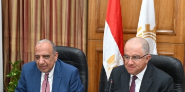 وزير قطاع الأعمال العام يلتقي أعضاء اتحاد الصناعات المصرية برئاسة محمد السويدي 1 - جريدة المساء