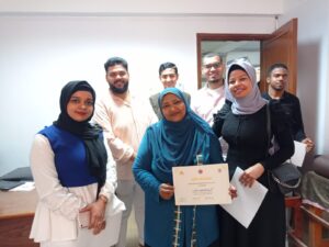 "احتفالا بعيد الأم" .. حقوق جنوب الوادي تكرم الأمهات المثاليات من الإداريين بالكلية  23 - جريدة المساء