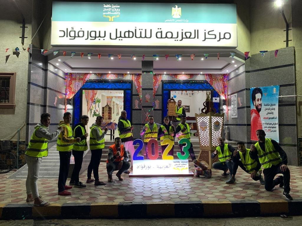 المتعافين من الإدمان يزيّنون مراكز العزيمة بالزينة الرمضانية 19 - جريدة المساء