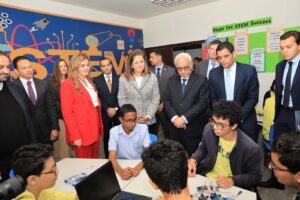 وزيرا التربية والتعليم والتخطيط يتفقدان مدرسة "مدينتي للغات" 25 - جريدة المساء