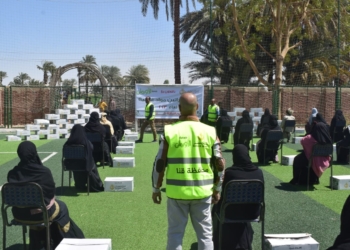 ضمن مبادرة "كتف فى كتف" .. توزيع كراتين رمضان على 300 مستفيد من غير القادرين بقوص 33 - جريدة المساء