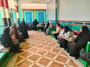 "الشعب الجمهوري" ينظم قافلة مجانية لصحة المرأة بقريتي الحجيرات وأولاد عمرو بقنا 42 - جريدة المساء