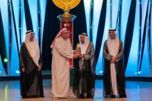 " زغنبوت" تحصد جوائز أيام الشارقة المسرحية 25 - جريدة المساء