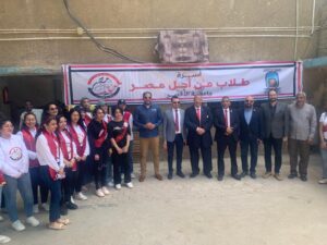 طلاب "من أجل مصر" بجامعة الأقصر يجهزون كراتين المواد الغذائية لتوزيعها على الأسر المستحقة 57 - جريدة المساء