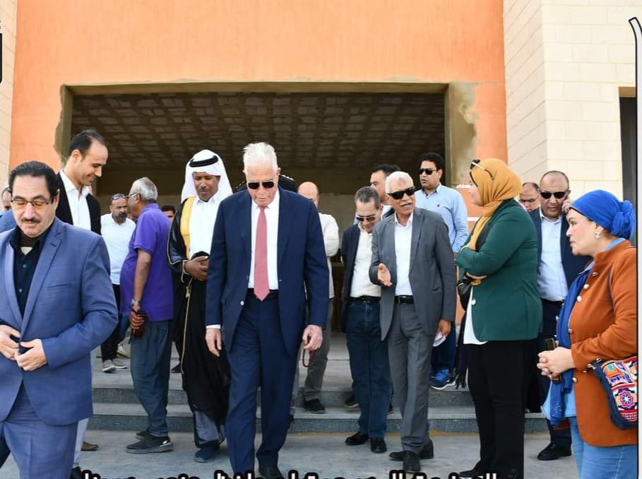 فوده يتابع الأعمال النهائية بقرية التراث البدوي بمنطقة الهجن بشرم الشيخ 19 - جريدة المساء