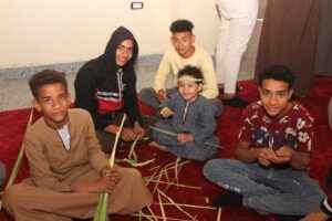 بحضور المئات.. الأقباط يحتفلون بأحد الشعانين في دير الأنبا متاؤس الفاخوري بإسنا جنوب الأقصر  40 - جريدة المساء