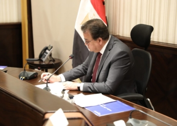 د.عبدالغفار يبحث التعاون مع "فولبرايت" لتوفير منح دراسية للعاملين بالقطاع الصحي 24 - جريدة المساء