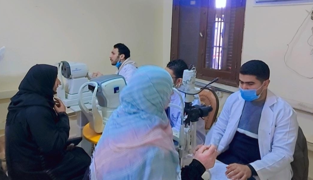 خدمات طبية متميزة لأهالي قرية الرياح بالإسماعيلية بالقافلة الطبية لحماة وطن 19 - جريدة المساء